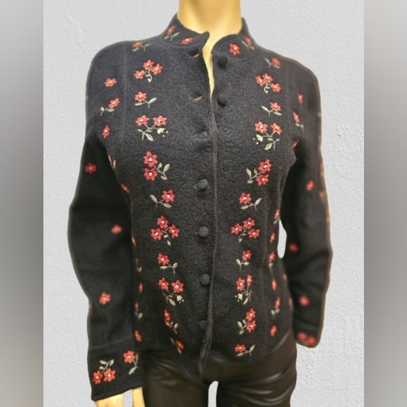 Talbots Vintage Embroidered Cardigan Sweater Size Small NWT - Picture 2 of 16